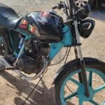 Motocicleta furtada é recuperada pela Força Tática em matagal no Anel Viário