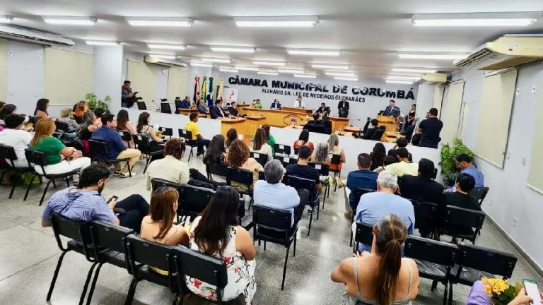 Câmara homenageia mulheres que fazem a diferença em Corumbá