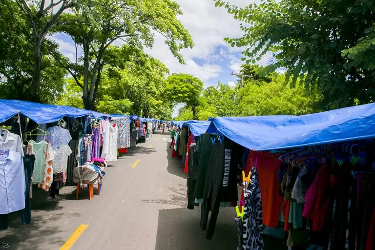 Recadastramento anual de feirantes em Corumbá termina nesta terça-feira