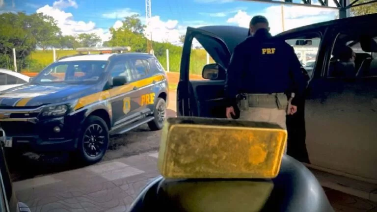 PRF apreende na BR-158 barra de ouro avaliada em R$ 320 mil