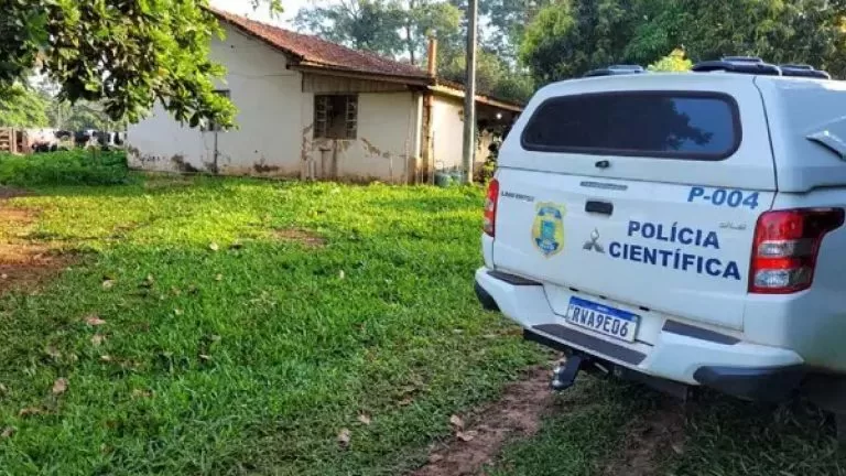 “Feminicídio: mulher de 44 anos é morta a facadas pelo próprio marido” em MS