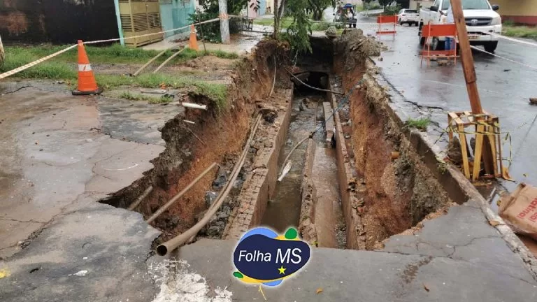 Galeria cede e interrompe abastecimento de água em parte de Corumbá