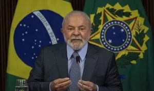 Leia mais sobre o artigo Retomada de programas e revisão de medidas marcam 100 dias de Lula