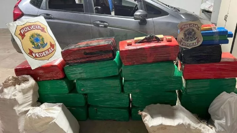 Polícia Federal apreende mais de 500kg de maconha e arma de fogo em Ponta Porã