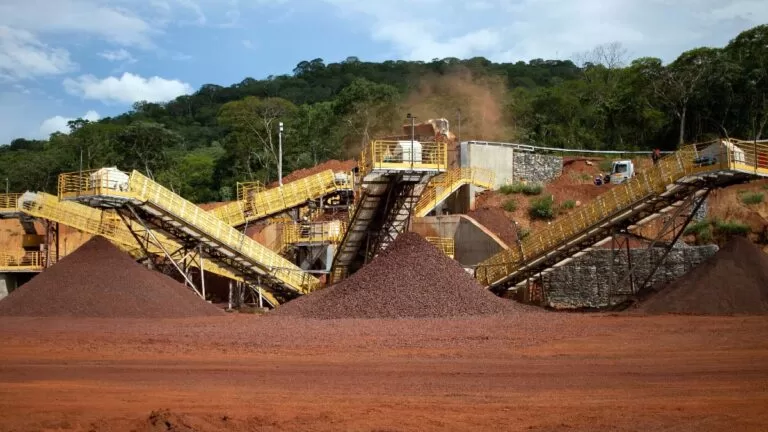 Investimentos de R$ 100 milhões impulsionam setor de mineração em Corumbá e Ladário