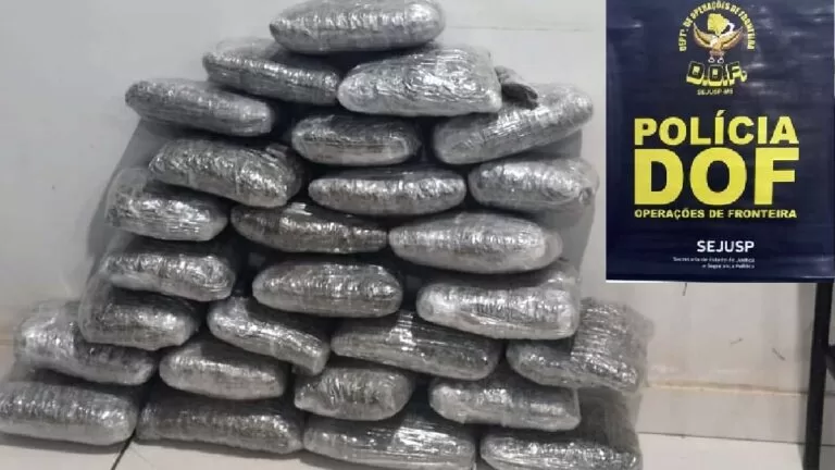 Homem é preso com 15 Kg de skunk e confessa que levaria droga para Corumbá