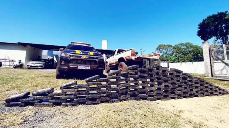 Homem é preso na Estrada Parque quando tentava atravessar balsa com 130 Kg de Cocaína