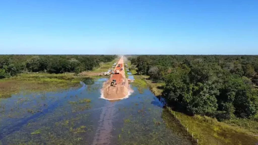 estrada pantanal