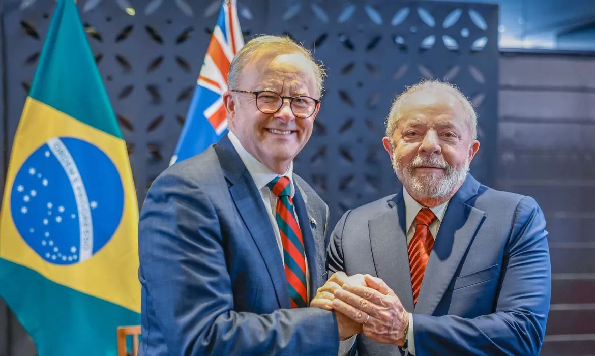 Você está visualizando atualmente Em Hiroshima, Lula se reúne com primeiro-ministro australiano