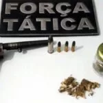 Indivíduo é detido por porte ilegal de arma de fogo e posse de drogas em Corumbá