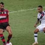 Em momentos opostos, Vasco e Fla disputam clássico pelo Brasileiro