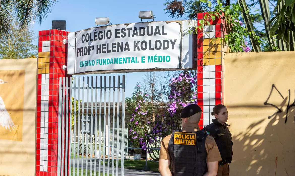 No momento, você está visualizando Atirador de escola no Paraná é encontrado morto em sua cela na cadeia