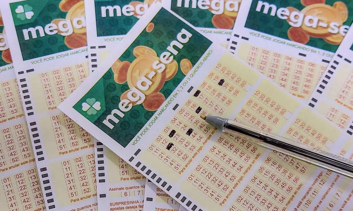 Você está visualizando atualmente Mega-Sena sorteia nesta terça-feira prêmio acumulado em R$ 32 milhões