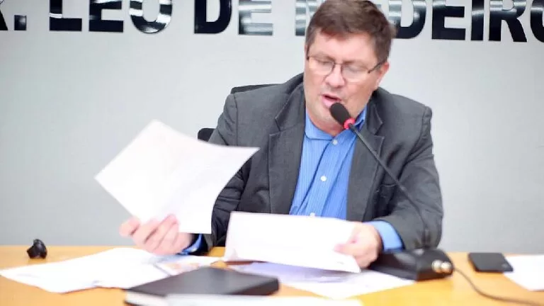 Vereador pede disponibilização de cadeira de roda na Unidade de Saúde do São Gabriel