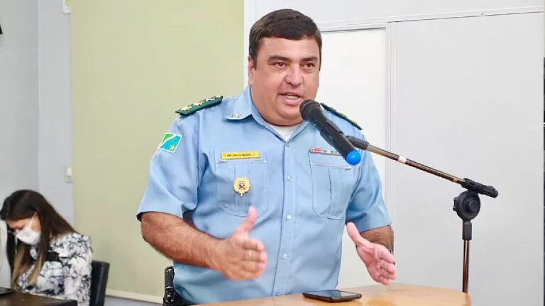 Treinamento militar simula operação de combate a assalto a banco em Corumbá