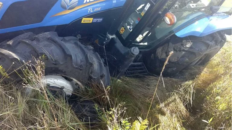 Homem morre ao tentar desatolar trator em cidade de MS