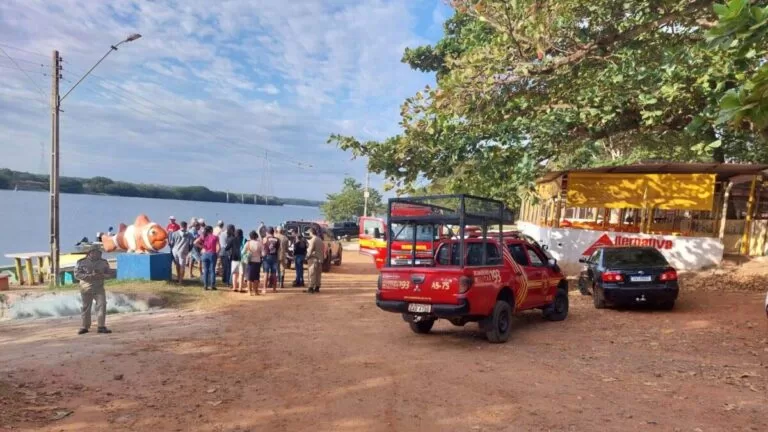 Comerciante morre afogado após cair de barco em MS