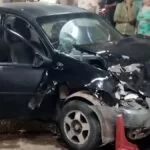 Carro desgovernado atropela clientes de lanchonete em Corumbá