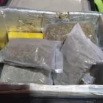 Polícia Civil prende dupla que usava maleta de delivery para distribuir drogas em Dourados