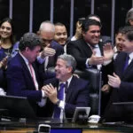 Câmara aprova PEC da reforma tributária