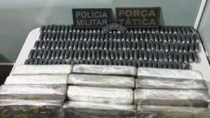 Leia mais sobre o artigo Polícia Militar apreende mais de 12 quilos de cocaína com estrangeiros em Corumbá