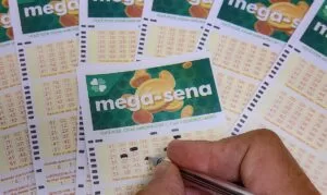 Leia mais sobre o artigo Mega-Sena sorteia nesta terça-feira prêmio acumulado em R$ 55 milhões