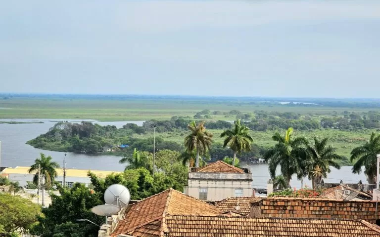 Previsão de chuvas e queda de temperaturas neste sábado em MS