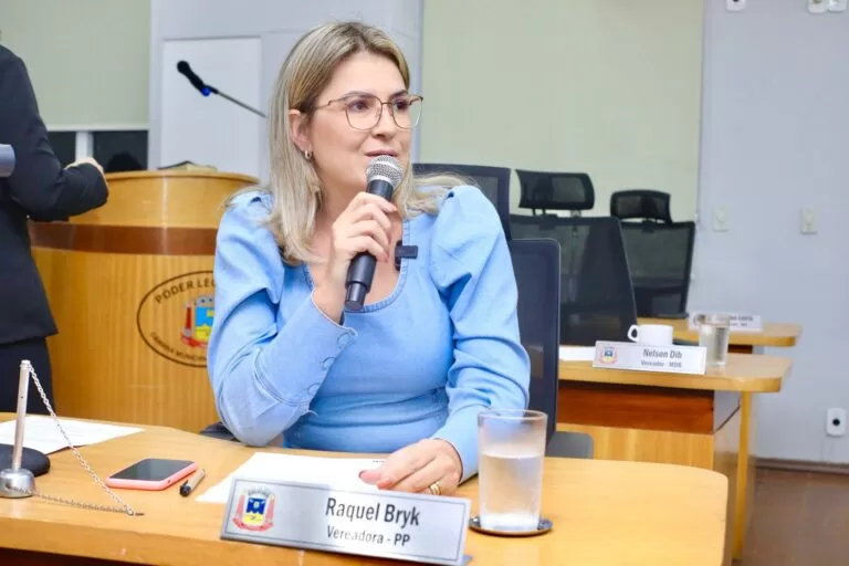 Vereadora pede aquisição urgente de ambulâncias para atender a saúde corumbaense