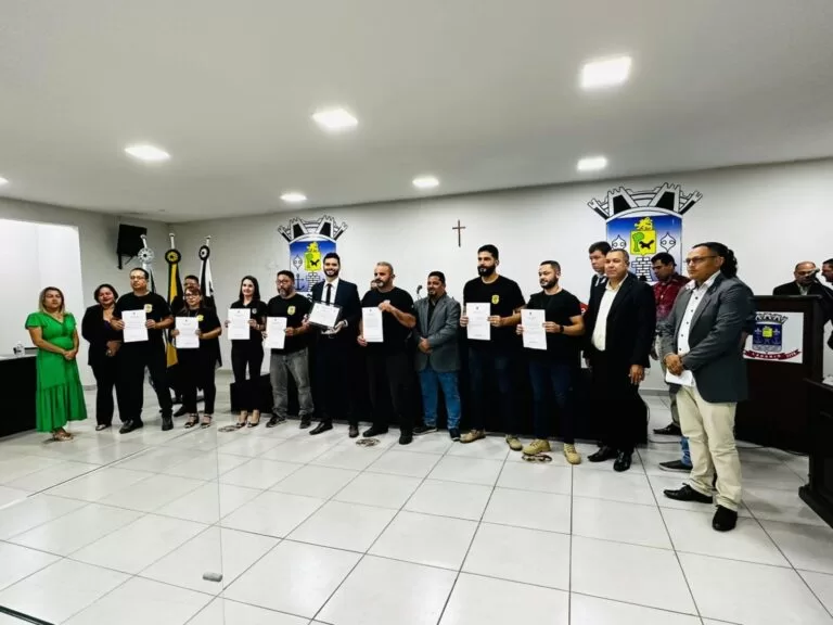 Delegado da Polícia Civil recebe título de cidadão ladarense