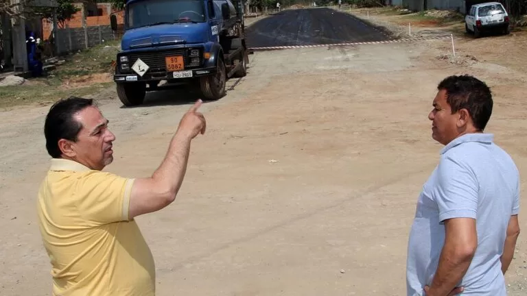 Secretário de Iunes apela a programa social para solicitar regularização fundiária de terreno