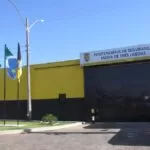 Detento que manobrava trator foge de penitenciária em Três Lagoas