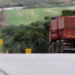 Governo pretende pavimentar com concreto rodovias com grande movimento de cargas