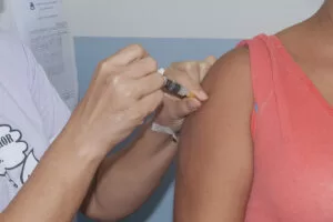 Leia mais sobre o artigo Campanha de vacinação terá posto de atendimento na sexta e sábado em Corumbá