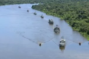 Leia mais sobre o artigo Marinha do Brasil celebra a Independência com desfile naval no Rio Paraguai