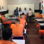 Detentos de Dourados e Nova Andradina se qualificam na arte da barbearia