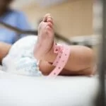 Bebê de 2 meses morre de Covid-19 em Corumbá e estado registra mais quatro óbitos