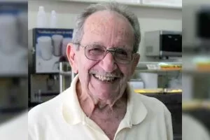 Leia mais sobre o artigo Popular em Campo Grande, Thomaz Lanches perde seu fundador aos 98 anos