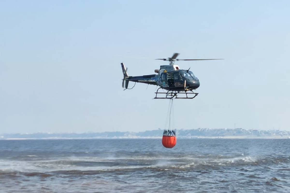 Você está visualizando atualmente Helicóptero do Governo de MS atua no combate aos incêndios florestais no Amazonas