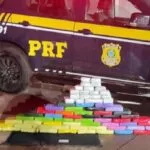 Condutor é detido pela PRF após tentar fugir com 64 kg de cocaína em carro