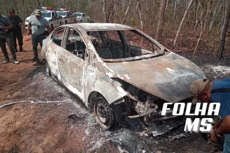 Dois corpos são encontrados carbonizados em carro na fronteira com a Bolívia