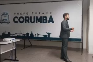 Leia mais sobre o artigo Delegado ministra palestra para guardas municipais em Corumbá