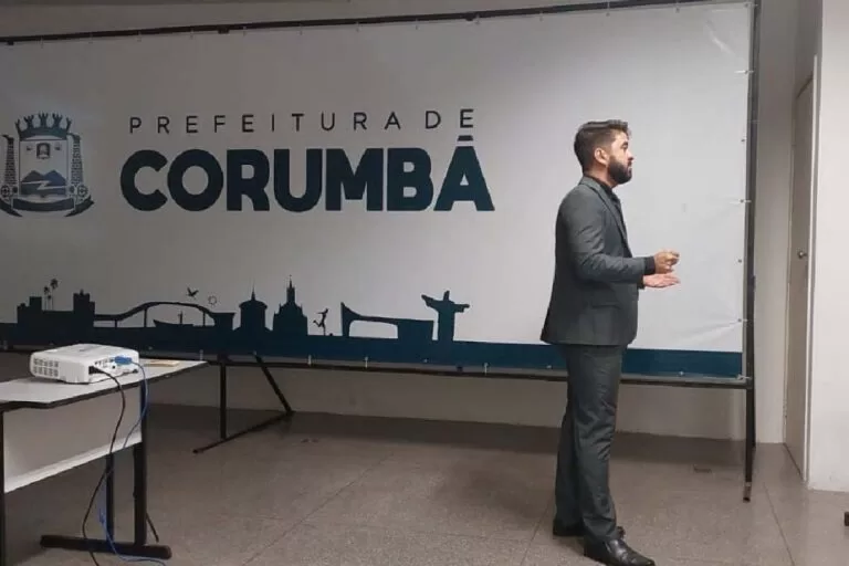 Delegado ministra palestra para guardas municipais em Corumbá