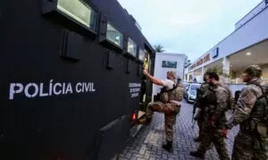 Leia mais sobre o artigo Ações em favelas do Rio buscam cumprir 100 mandados de prisão