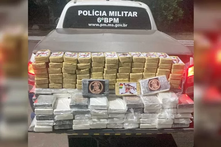 Patrulha Rural apreende mais de 170 kg de drogas em carreta na BR-262