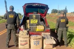 Leia mais sobre o artigo DOF recupera carro roubado com mais de 600 quilos de drogas na fronteira