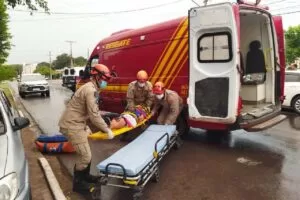 Leia mais sobre o artigo Vítima de atropelamento mobiliza equipe do Corpo de Bombeiros em Corumbá