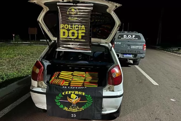 Trio sai de Corumbá com mais de 50 quilos de skunk e acabam presos pelo DOF na BR-262