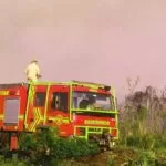 Bombeiros combatem incêndios em duas regiões no Pantanal