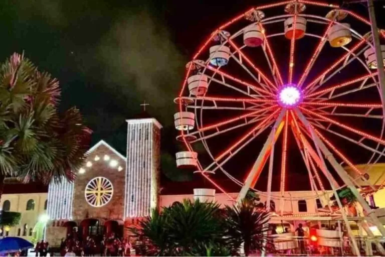 Dourados inaugura decoração natalina com direto a roda gigante gratuita para população