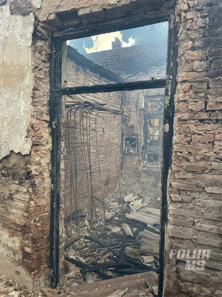 incendio6 Incêndio destrói casa no centro de Corumbá